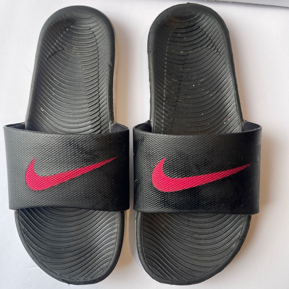 Nike Women's Kawa Slide Sandal size 7